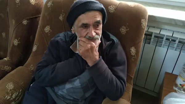Вопреки страху и неопределенности: нашедшие в Шираке приют карабахцы возвращаются домой Вопреки страху и неопределенности: нашедшие в Шираке приют карабахцы возвращаются домой - Sputnik Армения