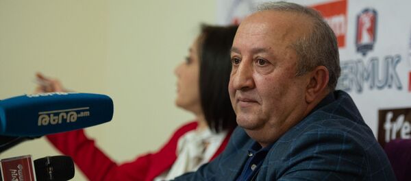 Пресс-конференция бывшего главы Генштаба Вооруженных Сил Армении Мовсеса Акопяна (19 ноября 2020). Еревaн - Sputnik Արմենիա