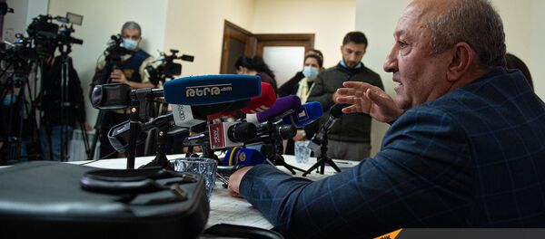 Пресс-конференция бывшего главы Генштаба Вооруженных Сил Армении Мовсеса Акопяна (19 ноября 2020). Еревaн - Sputnik Армения