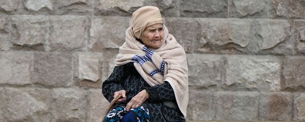 Беженцы из Карабаха прибывают из Армении в Степанакерт (20 ноября 2020). Карабах - Sputnik Армения