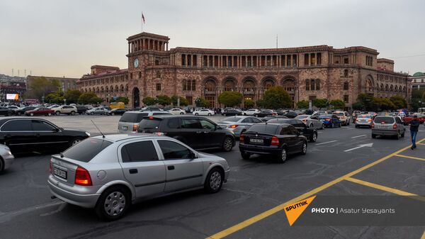 Акция протеста автомобилистов на площади Республики против действующего правительства (20 ноября 2020). Еревaн - Sputnik Армения