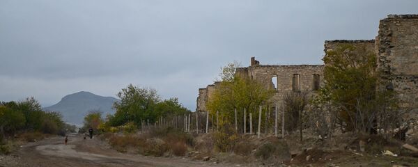 Агдам перед сдачей территорий азербайджанской стороне (19 ноября 2020). Карабах - Sputnik Армения