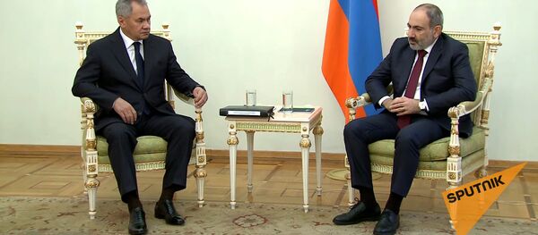 Վարչապետ Փաշինյանն ընդունել է ՌԴ պաշտպանության նախարար Սերգեյ Շոյգուին Վարչապետ Փաշինյանն ընդունել է ՌԴ պաշտպանության նախարար Սերգեյ Շոյգուին - Sputnik Армения