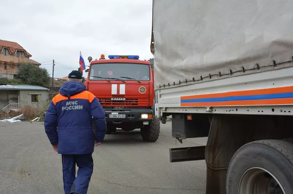 Из России доставлены стройматериалы для восстановления населенных пунктов Карабаха Из России доставлены стройматериалы для восстановления населенных пунктов Карабаха - Sputnik Армения