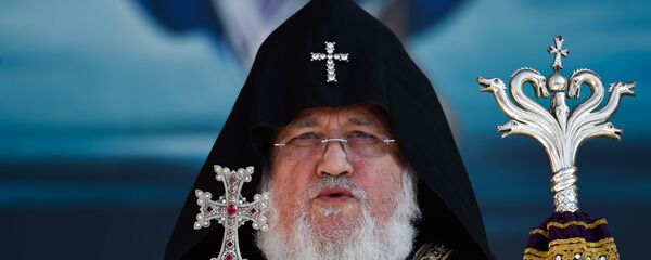 Католикос Гарегин II проводит поминальную службу в память о павших в карабахской войне героях в Первопрестольном Святом Эчмиадзине (22 ноября 2020). Эчмиадзин - Sputnik Արմենիա