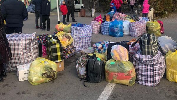 57 карабахцев, временно поселившихся в Гюмри, возвращаются на родину (23 ноября 2020). Гюмри - Sputnik Արմենիա