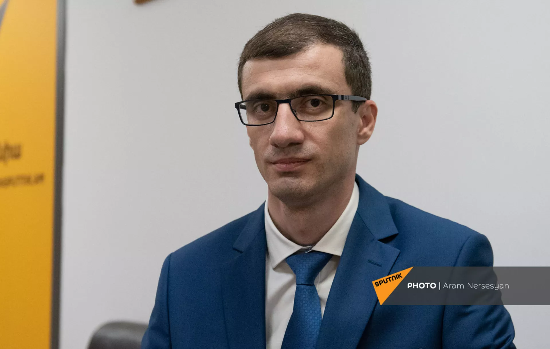 Министр труда и социальных вопросов Месроп Аракелян в гостях агентства Sputnik Армения (23 ноября 2020). Еревaн Министр труда и социальных вопросов Месроп Аракелян в гостях агентства Sputnik Армения (23 ноября 2020). Еревaн - Sputnik Армения, 1920, 09.11.2023