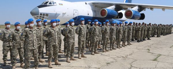 Торжественная церемония встречи участвующего в учениях личного состава Вооруженных Сил Турции в Азербайджан Торжественная церемония встречи участвующего в учениях личного состава Вооруженных Сил Турции в Азербайджан - Sputnik Արմենիա