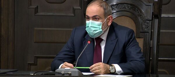 Премьер-министр Никол Пашинян встретился с родственниками плененных и пропавших без вести военнослужащих и гражданских лиц во время войны в Карабахе (23 ноября 2020). Еревaн Премьер-министр Никол Пашинян встретился с родственниками плененных и пропавших без вести военнослужащих и гражданских лиц во время войны в Карабахе (23 ноября 2020). Еревaн - Sputnik Արմենիա