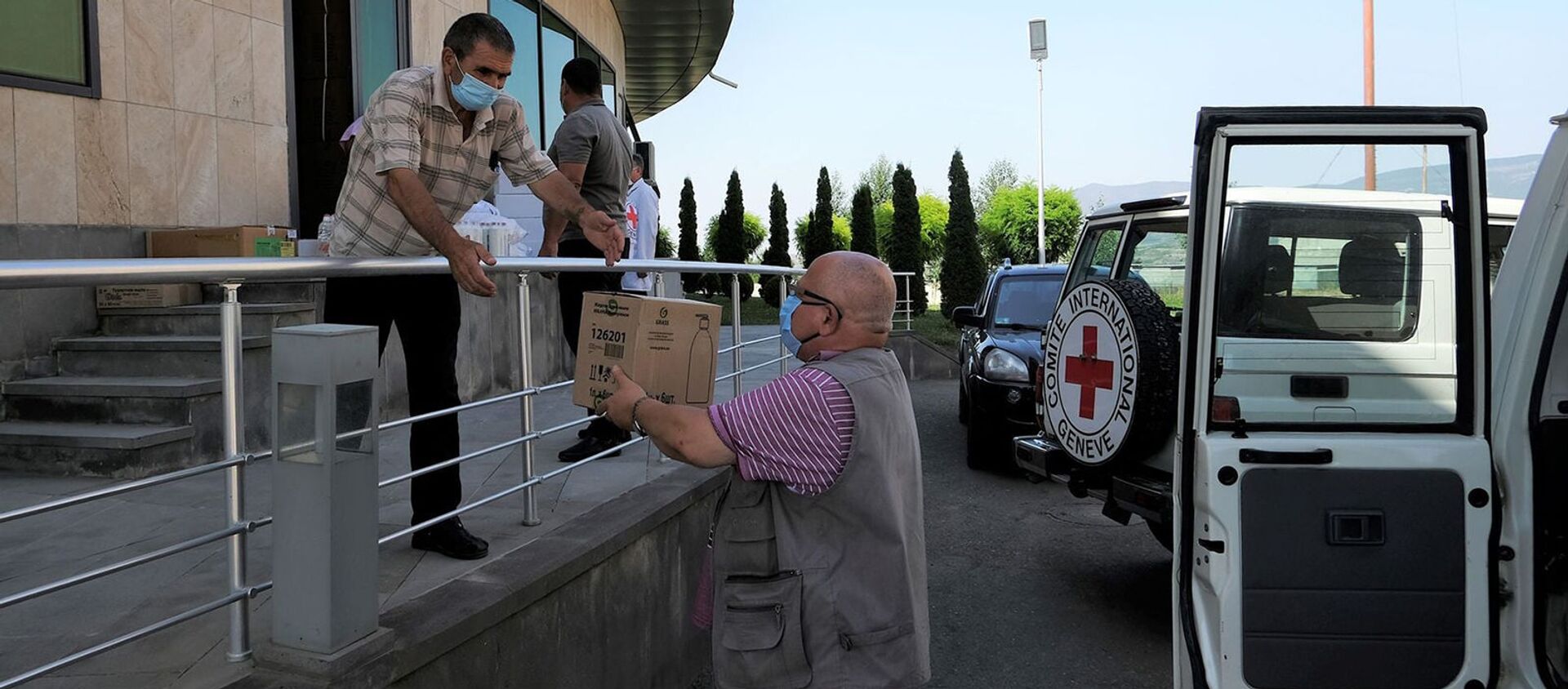 Международный комитет Красного Креста осуществляет гуманитарную миссию в Карабахе - Sputnik Армения, 1920, 24.11.2020