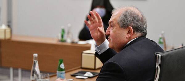 Президент Армен Саркисян встретился с представителями армянской общины Иордании (24 ноября 2020). Амман - Sputnik Արմենիա