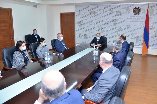 Լավ հիմքերը պետք է շարունակական լինեն. Փաշինյանը ներկայացրել է ԿԳՄՍ նորանշանակ նախարարին Լավ հիմքերը պետք է շարունակական լինեն. Փաշինյանը ներկայացրել է ԿԳՄՍ նորանշանակ նախարարին - Sputnik Արմենիա