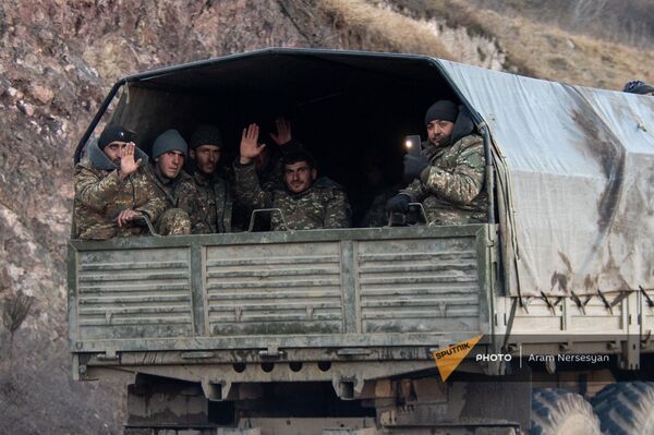Վերջին ճամփորդությունը դեպի Քարվաճառ, կամ ինչ ենք թողնում թշնամուն. լուսանկարներ - Sputnik Արմենիա