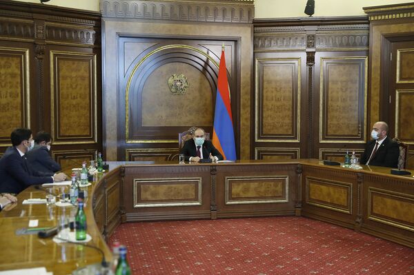 Не собираемся бежать: Пашинян вновь признал себя виновным в сложившейся ситуации Не собираемся бежать: Пашинян вновь признал себя виновным в сложившейся ситуации - Sputnik Армения