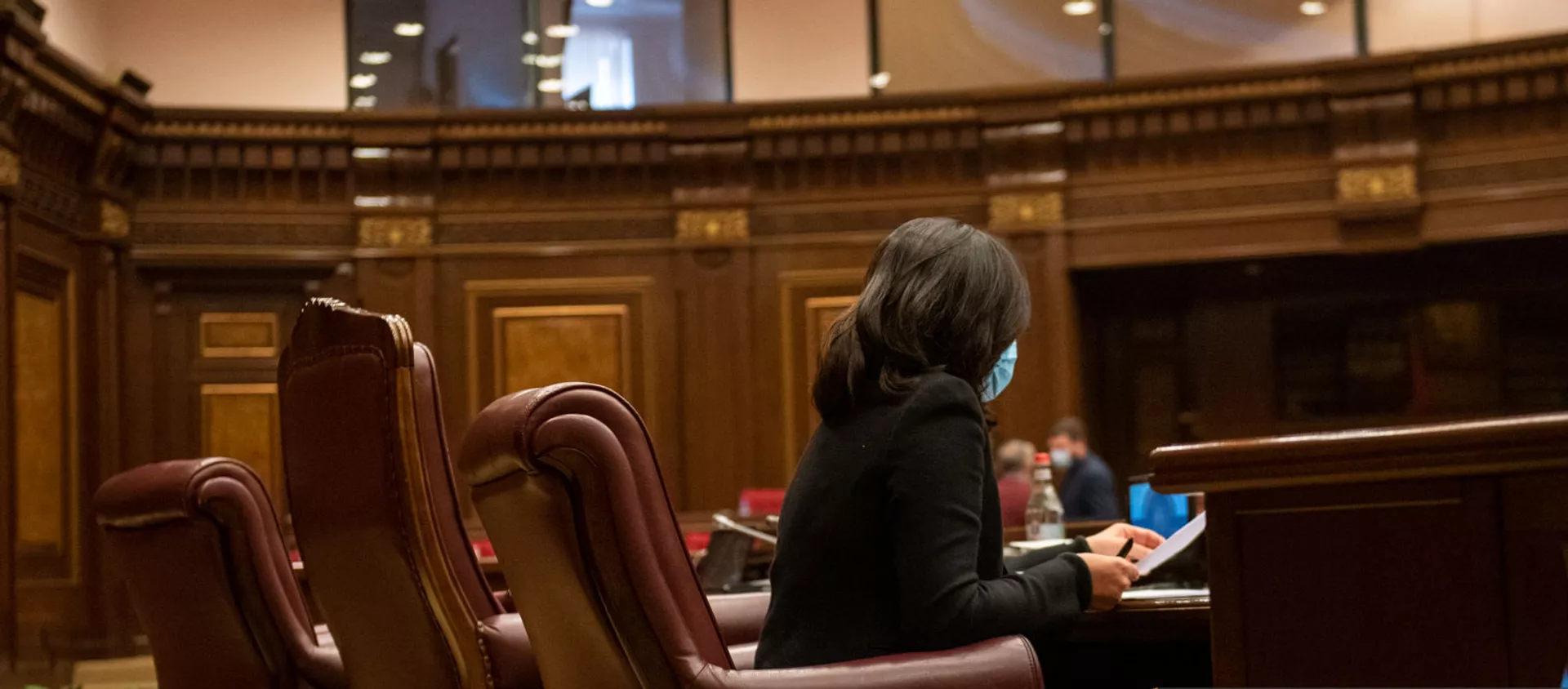 Вице-спикер Национального собрания Лена Назарян перед началом внеочередного заседания Парламента Армении (26 ноября 2020). Еревaн - Sputnik Армения, 1920, 30.06.2021