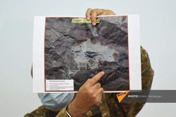 ВС Азербайджана не проникали на территорию Сотка: в МО Армении рассказали, что случилось ВС Азербайджана не проникали на территорию Сотка: в МО Армении рассказали, что случилось - Sputnik Армения