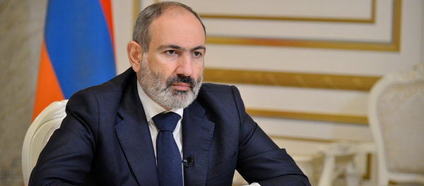 Премьер-министр Никол Пашинян во время обращения к нации (27 ноября 2020). Еревaн Премьер-министр Никол Пашинян во время обращения к нации (27 ноября 2020). Еревaн - Sputnik Արմենիա