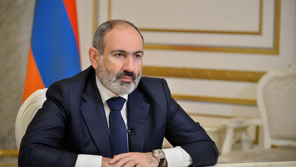 Премьер-министр Никол Пашинян во время обращения к нации (27 ноября 2020). Еревaн - Sputnik Армения