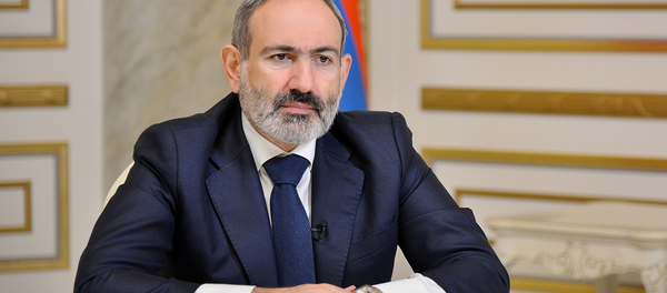 Премьер-министр Никол Пашинян во время обращения к нации (27 ноября 2020). Еревaн Премьер-министр Никол Пашинян во время обращения к нации (27 ноября 2020). Еревaн - Sputnik Արմենիա