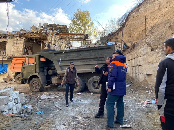 Первые 10 многоквартирных домов в Карабахе в ближайшие дни будут готовы к заселению Первые 10 многоквартирных домов в Карабахе в ближайшие дни будут готовы к заселению - Sputnik Армения