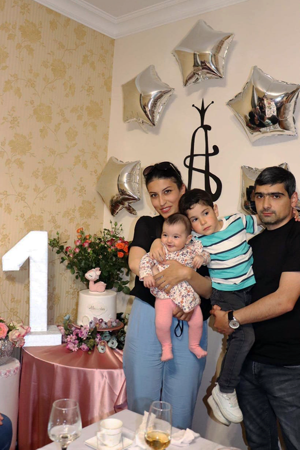 «Գնում եմ Արցախ, որ հետո տղաս չգնա». բժիշկ Նարեկն Ապրիլյանից վերադարձավ, հիմա չստացվեց - Sputnik Արմենիա