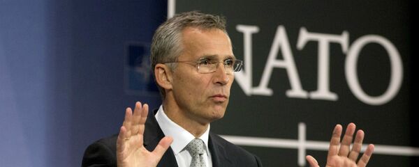 Генеральный секретарь НАТО Йенс Столтенберг выступает на пресс-конференции в штаб-квартире НАТО (8 октября 2015). Брюссель Генеральный секретарь НАТО Йенс Столтенберг выступает на пресс-конференции в штаб-квартире НАТО (8 октября 2015). Брюссель - Sputnik Արմենիա