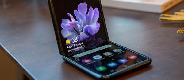 Galaxy Z Flip 3 — каким будет новый складной смартфон Samsung? - Sputnik Армения