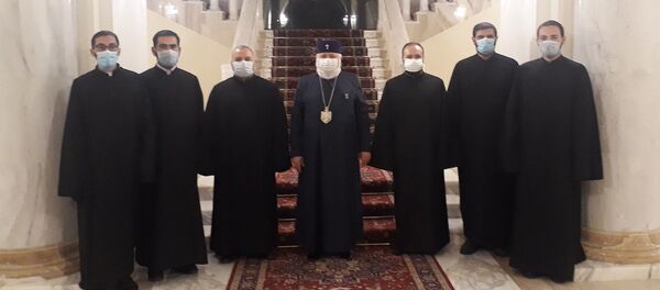 Священники, служащие в Дадиванке, получили благословение Католикоса Всех Армян Гарегина II (1 декабря 2020). Эчмиадзин Священники, служащие в Дадиванке, получили благословение Католикоса Всех Армян Гарегина II (1 декабря 2020). Эчмиадзин - Sputnik Արմենիա