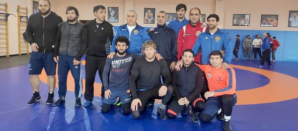 Сборная Армении по Греко римской борьбе во главе с Артуром Алексаняном - Sputnik Արմենիա