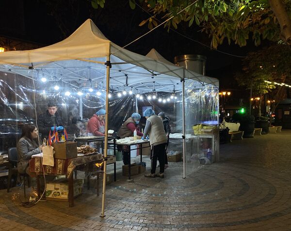 5 мест Еревана, где нужно есть женгялов хац — главное блюдо сезона  - Sputnik Армения