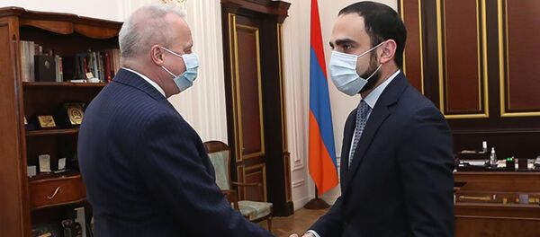Вице-премьер Тигран Авинян встретился с ЧП послом России Сергеем Копыркиным (2 декабря 2020). Еревaн - Sputnik Армения