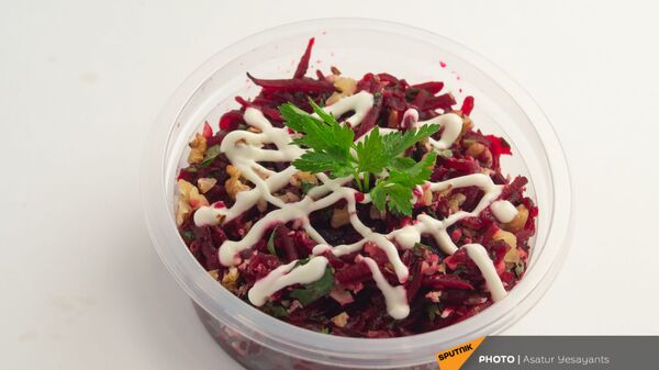 Здоровое питание: салат из свеклы со сметаной - Sputnik Արմենիա