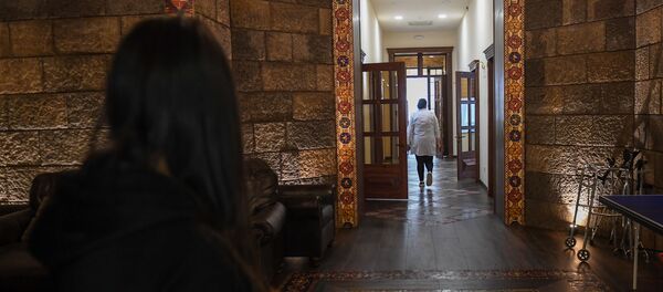 Реабилитационный центр Защитника Отечества, где проходит лечение участник карабахской войны, солдат-срочник Сейран Согоян (2 декабря 2020). Еревaн Реабилитационный центр Защитника Отечества, где проходит лечение участник карабахской войны, солдат-срочник Сейран Согоян (2 декабря 2020). Еревaн - Sputnik Արմենիա