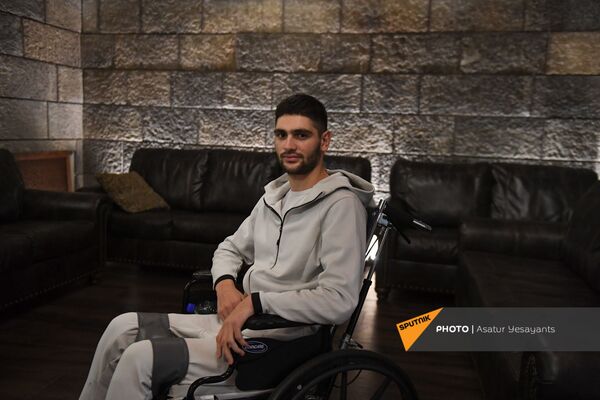 Когда услышал о себе - умер, из последних сил вымолвил - жив: еще одна история героя Когда услышал о себе - умер, из последних сил вымолвил - жив: еще одна история героя - Sputnik Армения