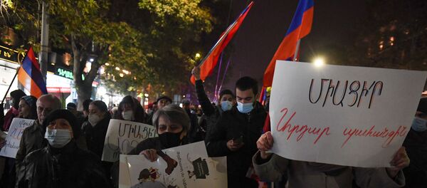 Акция протеста с требованием отставки премьер-министра (2 декабря 2020). Еревaн - Sputnik Արմենիա