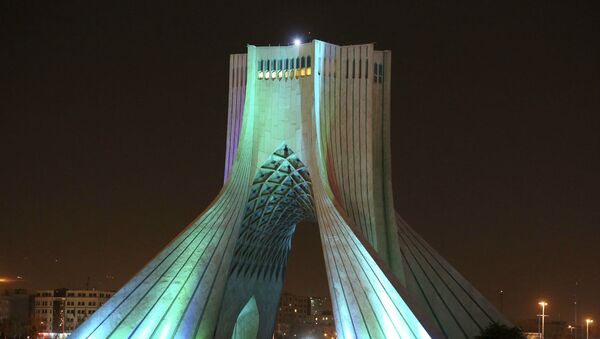 Башня Азади в Тегеране (29 марта 2014). Иран - Sputnik Армения