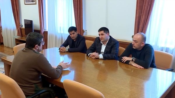 Роуминг в Карабахе с Арменией полностью отменят – глава НКР принял руководство Билайна - Sputnik Армения