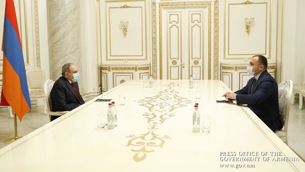 Премьер-министр Никол Пашинян встретился с новоизбранным председателем Конституционного суда Арманом Диланяном (3 декабря 2020). Еревaн - Sputnik Արմենիա