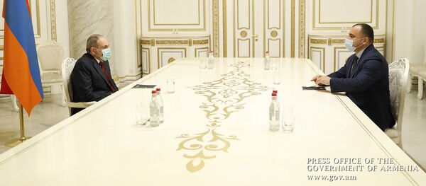 Премьер-министр Никол Пашинян встретился с новоизбранным председателем Конституционного суда Арманом Диланяном (3 декабря 2020). Еревaн Премьер-министр Никол Пашинян встретился с новоизбранным председателем Конституционного суда Арманом Диланяном (3 декабря 2020). Еревaн - Sputnik Армения