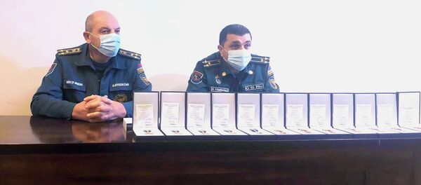 В Ширакском отделении МЧС вручили медали проявившим себя спасателям, участвовавшим во время воины (3 декабря 2020). Гюмри - Sputnik Արմենիա