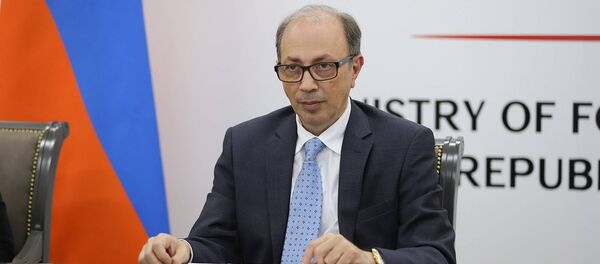 Министр иностранных дел Армении Ара Айвазян принял участие на 27-ой встрече Совета министров ОБСЕ в режиме видеоконференции (3 декабря 2020). Еревaн Министр иностранных дел Армении Ара Айвазян принял участие на 27-ой встрече Совета министров ОБСЕ в режиме видеоконференции (3 декабря 2020). Еревaн - Sputnik Արմենիա