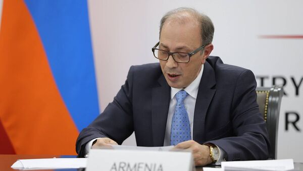 Министр иностранных дел Армении Ара Айвазян принял участие на 27-ой встрече Совета министров ОБСЕ в режиме видеоконференции (3 декабря 2020). Еревaн - Sputnik Армения