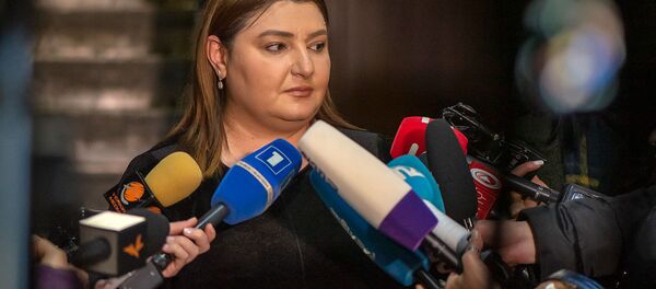 Депутат от фракции Процветающая Армения Ивета Тоноян после встречи представителей оппозиции в здании Верховного органа АРФД (3 декабря 2020). Еревaн - Sputnik Армения