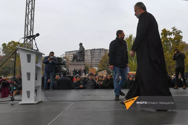 Митинг оппозиции с требованием отставки премьер-министра (5 декабря 2020). Еревaн Митинг оппозиции с требованием отставки премьер-министра (5 декабря 2020). Еревaн - Sputnik Армения