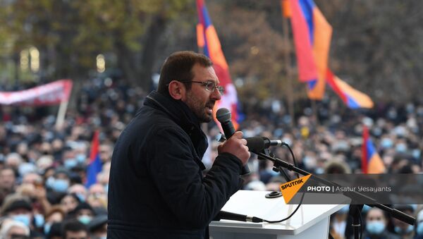 Гехам Манукян на митинге оппозиции с требованием отставки премьер-министра (5 декабря 2020). Еревaн - Sputnik Արմենիա