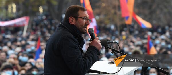 Гехам Манукян на митинге оппозиции с требованием отставки премьер-министра (5 декабря 2020). Еревaн Гехам Манукян на митинге оппозиции с требованием отставки премьер-министра (5 декабря 2020). Еревaн - Sputnik Արմենիա