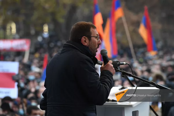 Митинг оппозиции с требованием отставки премьер-министра (5 декабря 2020). Еревaн Митинг оппозиции с требованием отставки премьер-министра (5 декабря 2020). Еревaн - Sputnik Армения