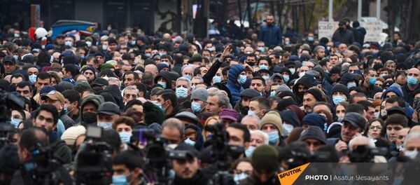 Митинг оппозиции с требованием отставки премьер-министра (5 декабря 2020). Еревaн - Sputnik Армения