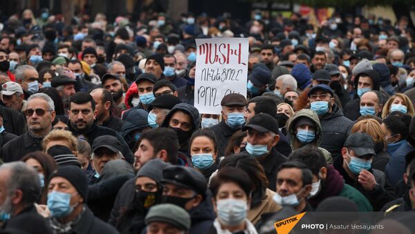 Митинг оппозиции с требованием отставки премьер-министра (5 ноября 2020). Еревaн - Sputnik Армения