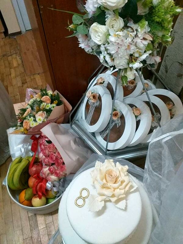 Պատերազմից հետո սեր կա. արցախցի Հայկազի ու Ռուզանի հարսանիքը` ժամանակավոր կացարանում Պատերազմից հետո սեր կա. արցախցի Հայկազի ու Ռուզանի հարսանիքը` ժամանակավոր կացարանում - Sputnik Արմենիա